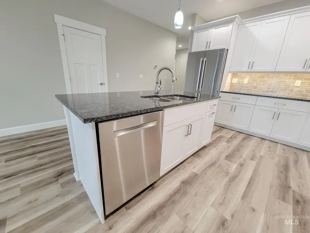 $399,900 | 2113 Powers Avenue, Unit B, Lewiston, ID 83501