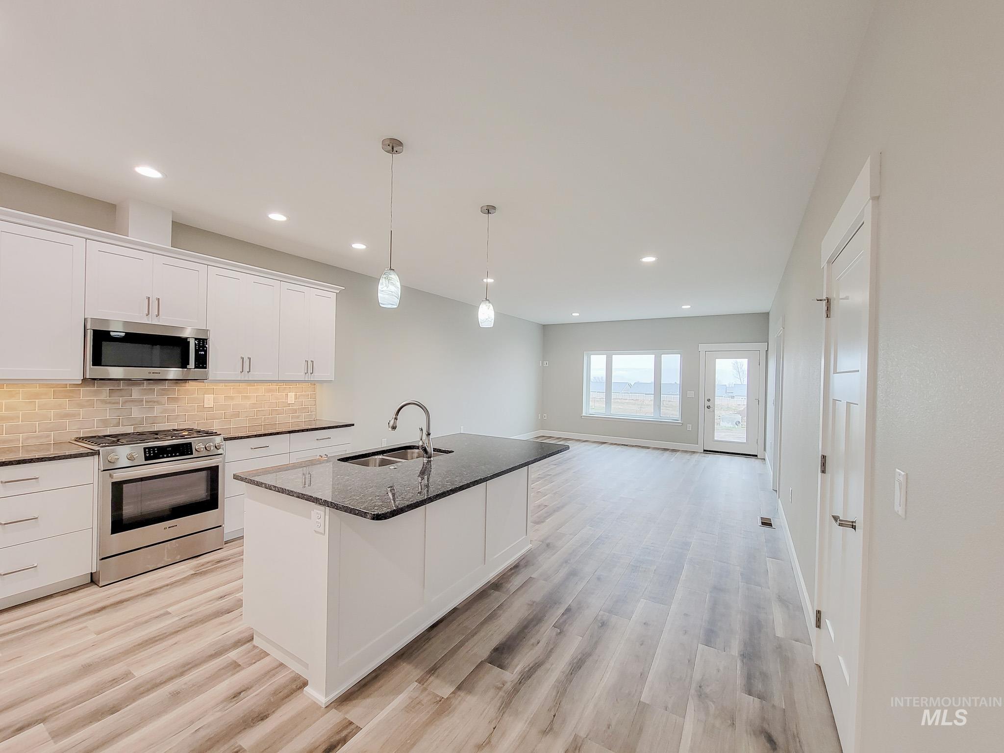 2113 Powers Avenue, Unit B Lewiston, ID 83501 - Photo 6 of 19