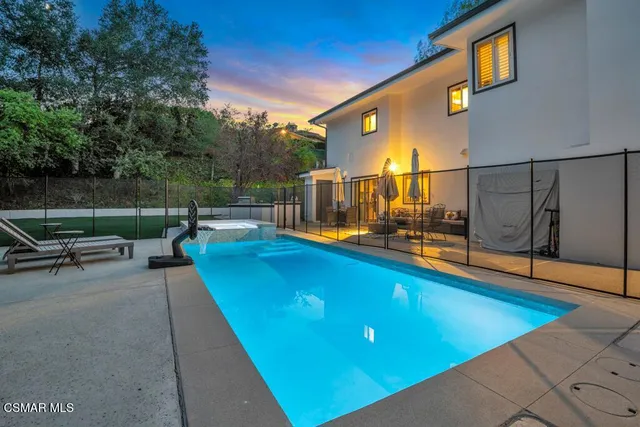 $12,000 | 19410 Shenango Drive, Tarzana, CA 91356