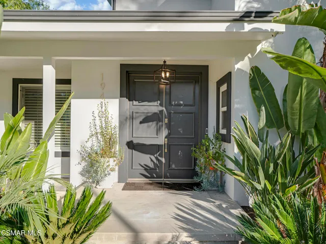 $12,000 | 19410 Shenango Drive, Tarzana, CA 91356