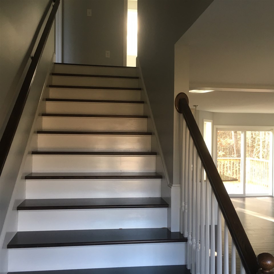 82 Hoit Road Concord, NH 03301 - Photo 11 of 23