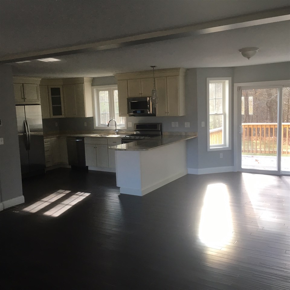 82 Hoit Road Concord, NH 03301 - Photo 3 of 23