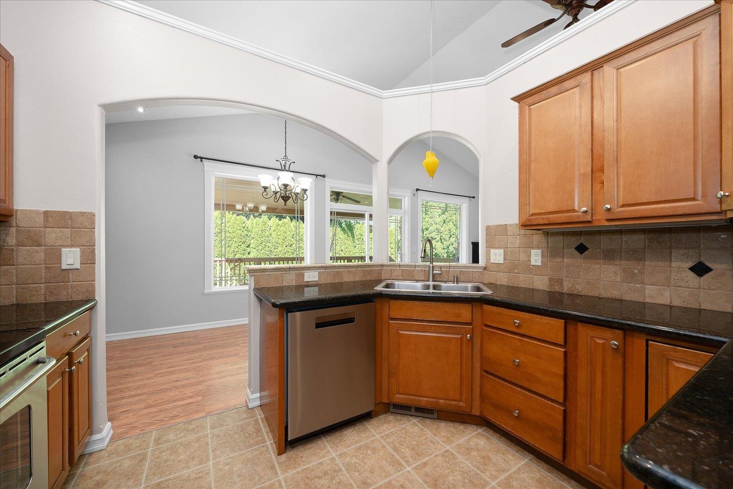 1509 North Arties Road Spokane Valley, WA 99016 - Photo 11 of 48 Gallery Image 11