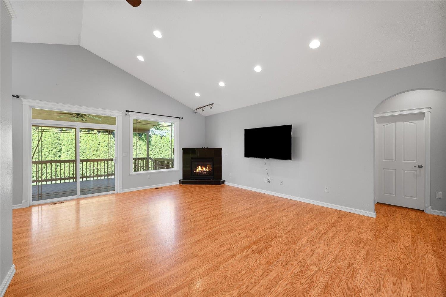 1509 North Arties Road Spokane Valley, WA 99016 - Photo 5 of 48 Gallery Image 5
