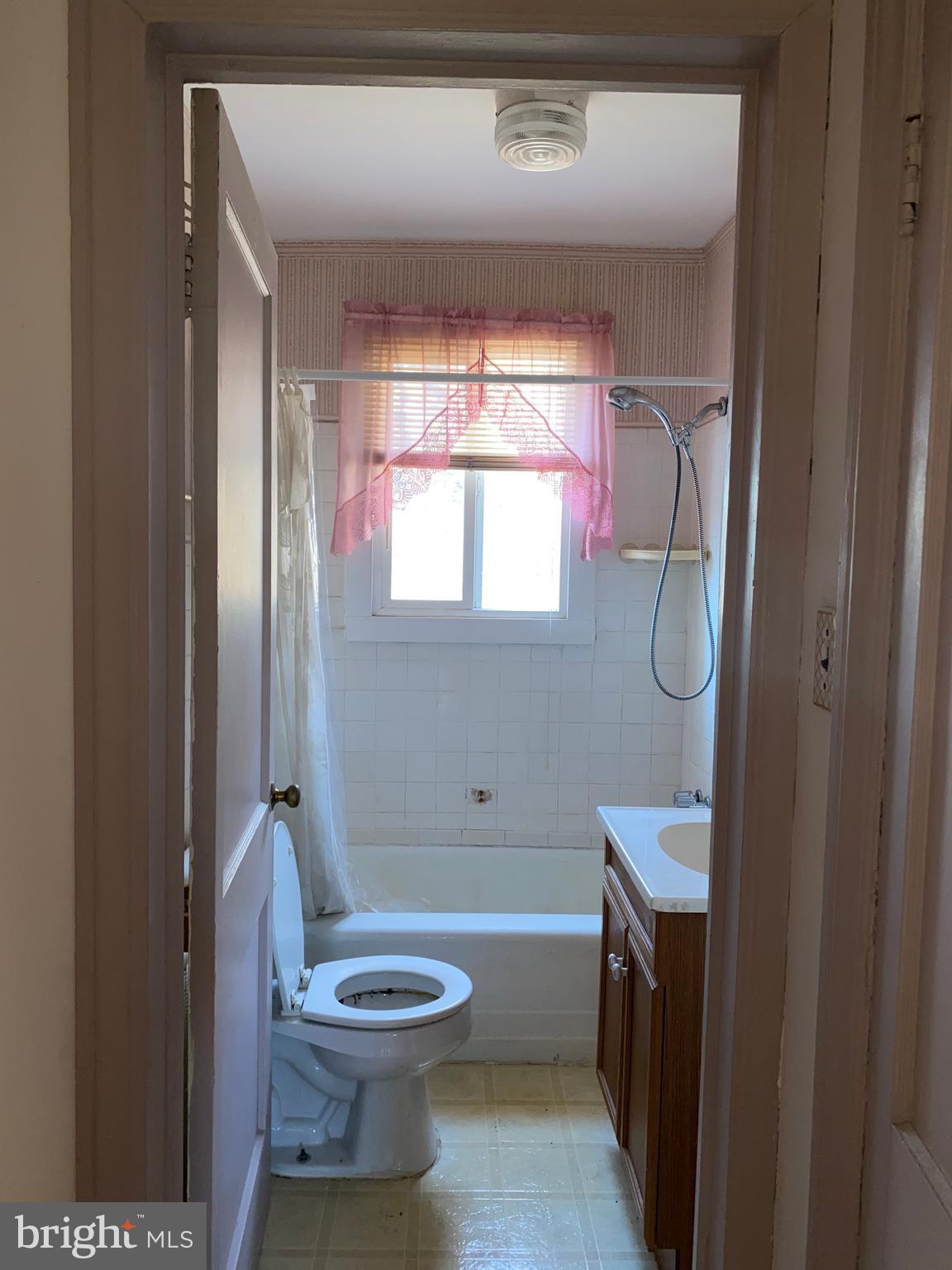 266 Cedar Swamp Road Swedesboro, NJ 08085 - Photo 7 of 9