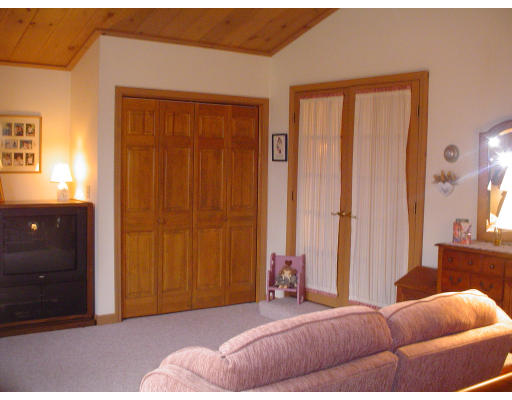 67 Gagnon Road Lowell, MA 01854 - Photo 9 of 17 Gallery Image 9