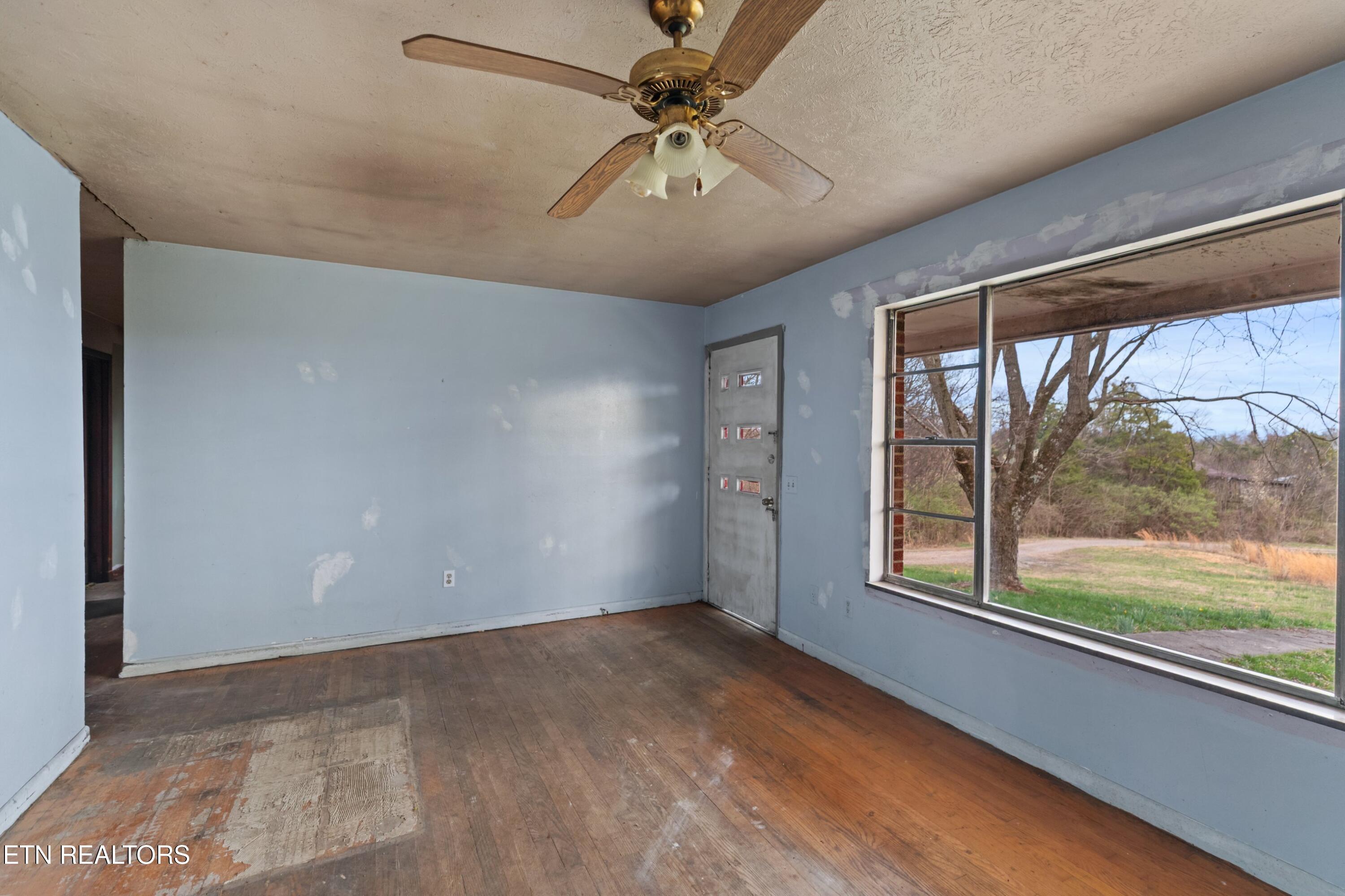 4996 St Paul Road Morristown, TN 37813 - Photo 6 of 38 008-4996SaintPaulRoad-Morristown-TN-3781