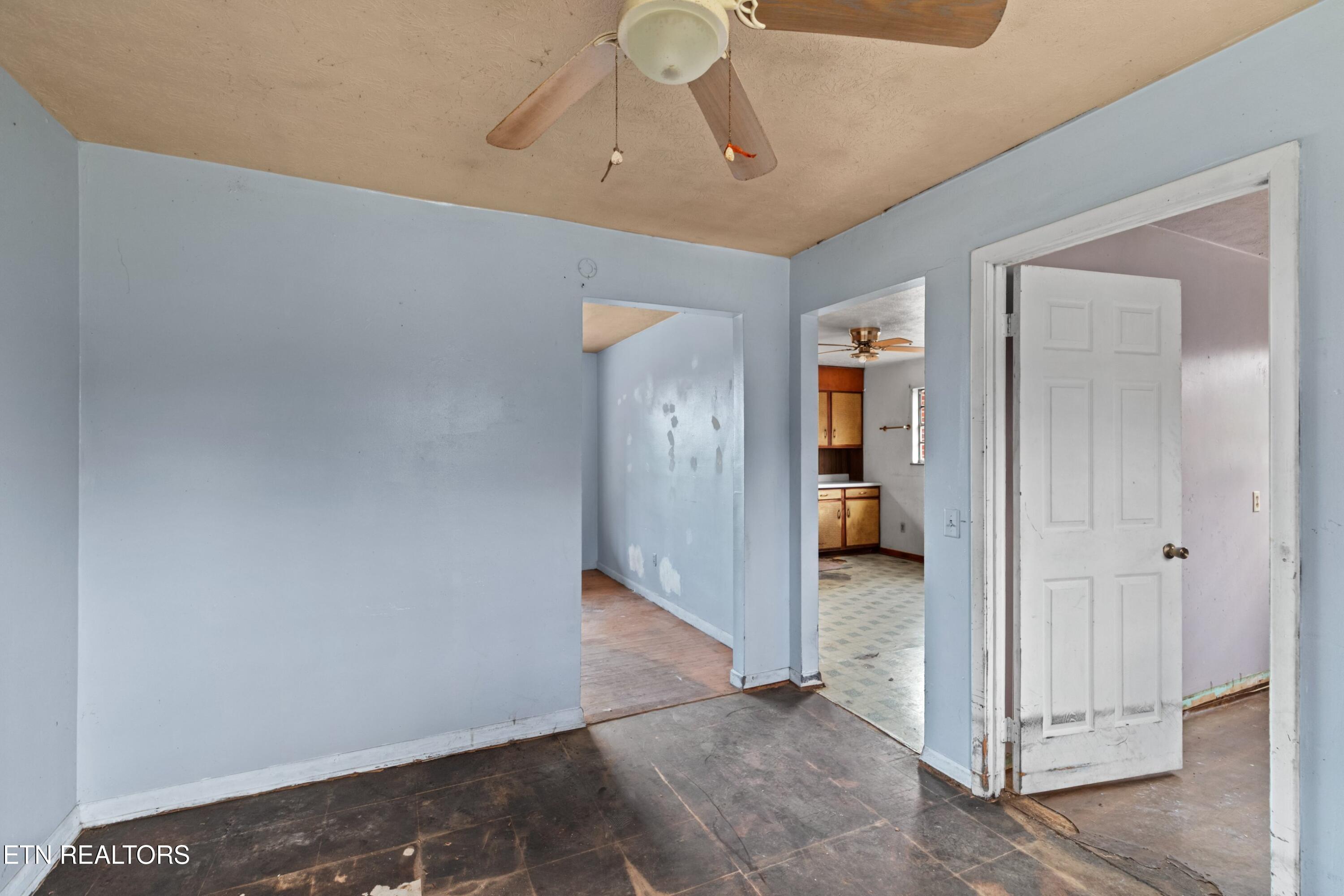 4996 St Paul Road Morristown, TN 37813 - Photo 9 of 38 010-4996SaintPaulRoad-Morristown-TN-3781