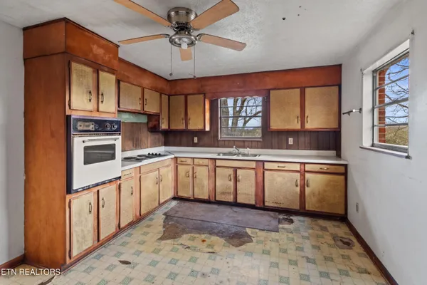 $250,000 | 4996 St Paul Road, Morristown, TN 37813