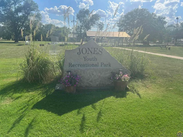 $182,500 | 403 Main Street, Gridley, KS 66852