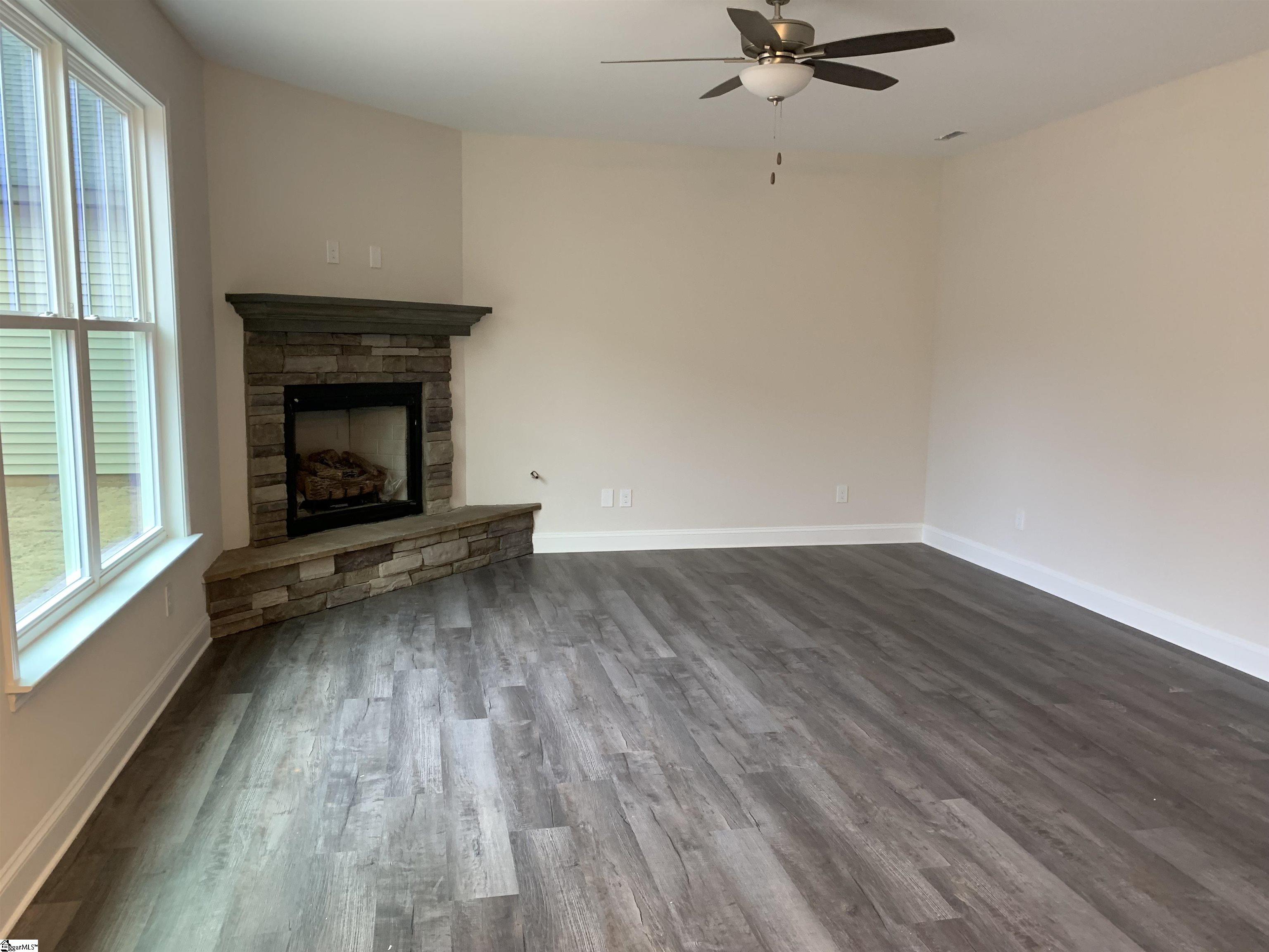 511 River Trace Loop Simpsonville, SC 29680 - Photo 3 of 5