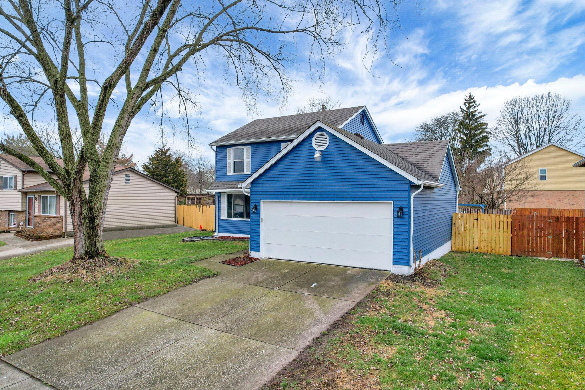 4429 Ramsdell Drive Columbus, OH 43231 - Photo 4 of 66 5-web-or-mls-DJI_0444