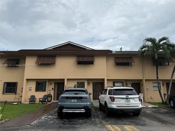 $280,000 | 6850 Northwest 173rd Drive, Unit 103, Hialeah, FL 33015