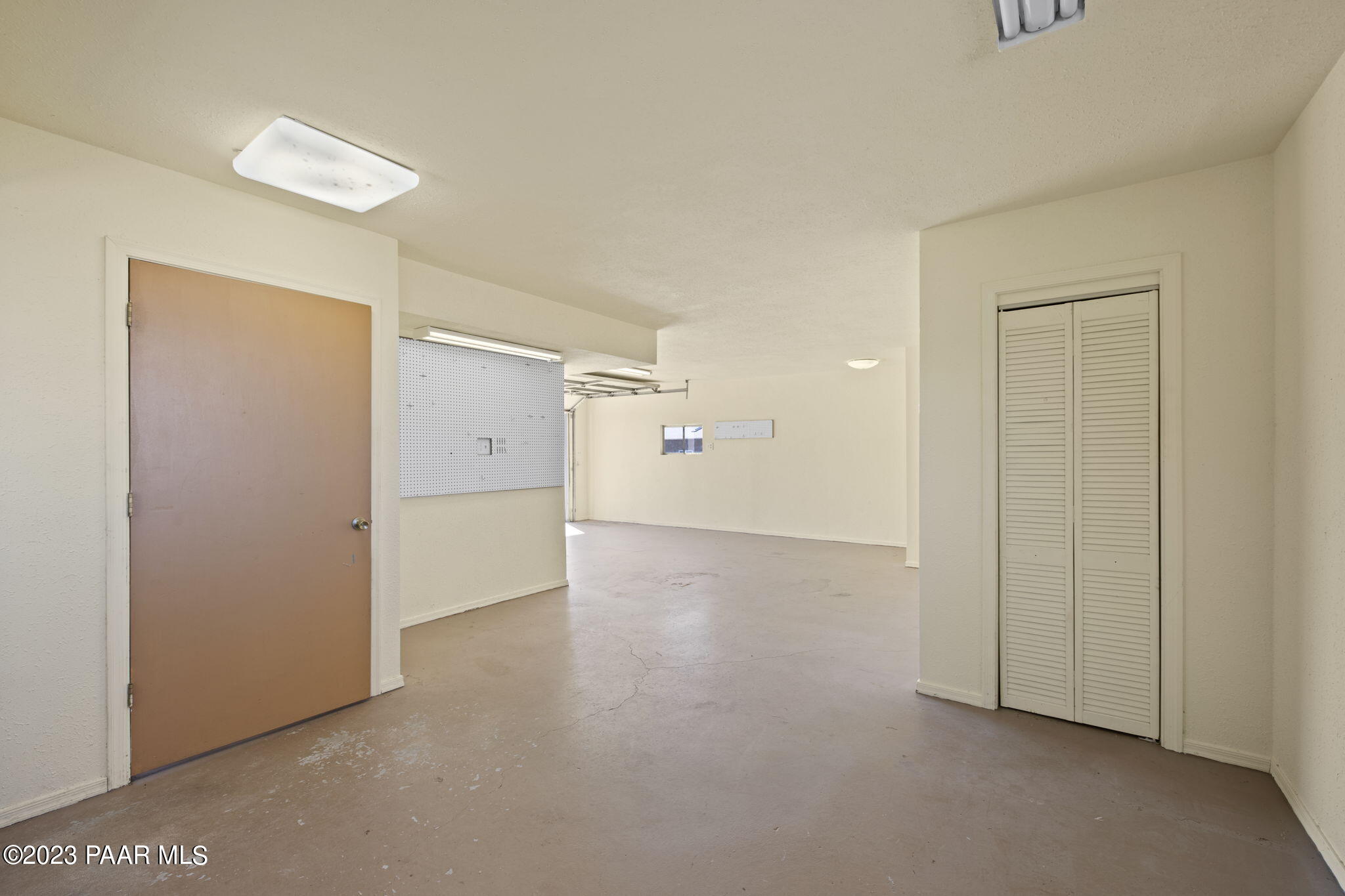 1175 South Reed Road Chino Valley, AZ 86323 - Photo 43 of 53 1 Car Garage/Workshop Area