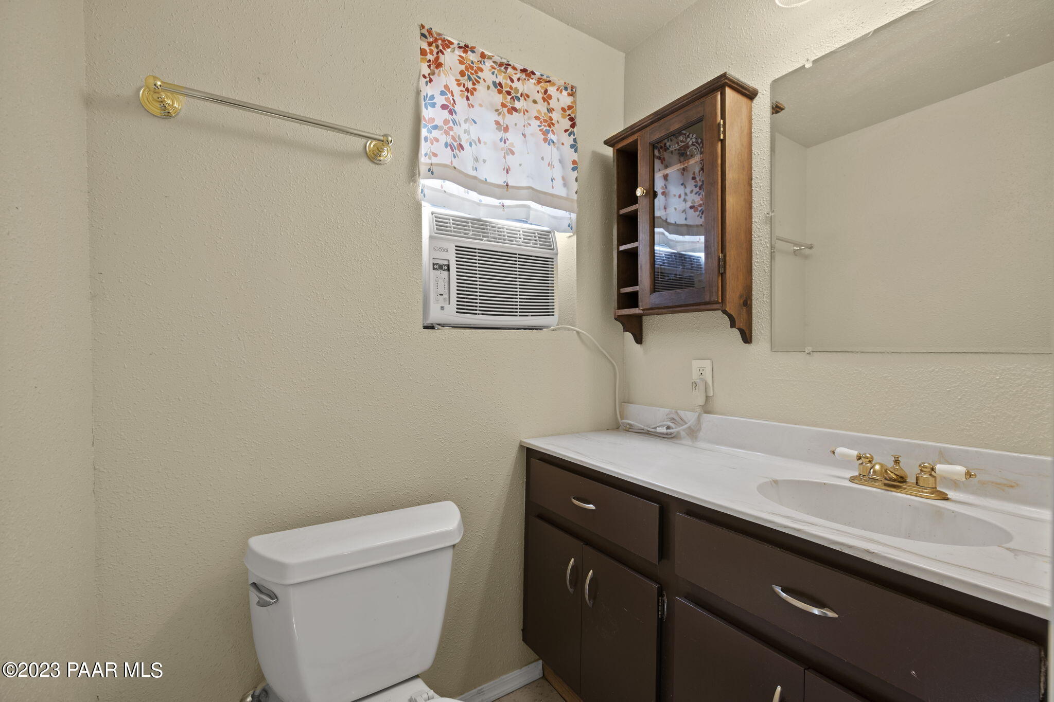 1175 South Reed Road Chino Valley, AZ 86323 - Photo 46 of 53 Garage Office/Bath