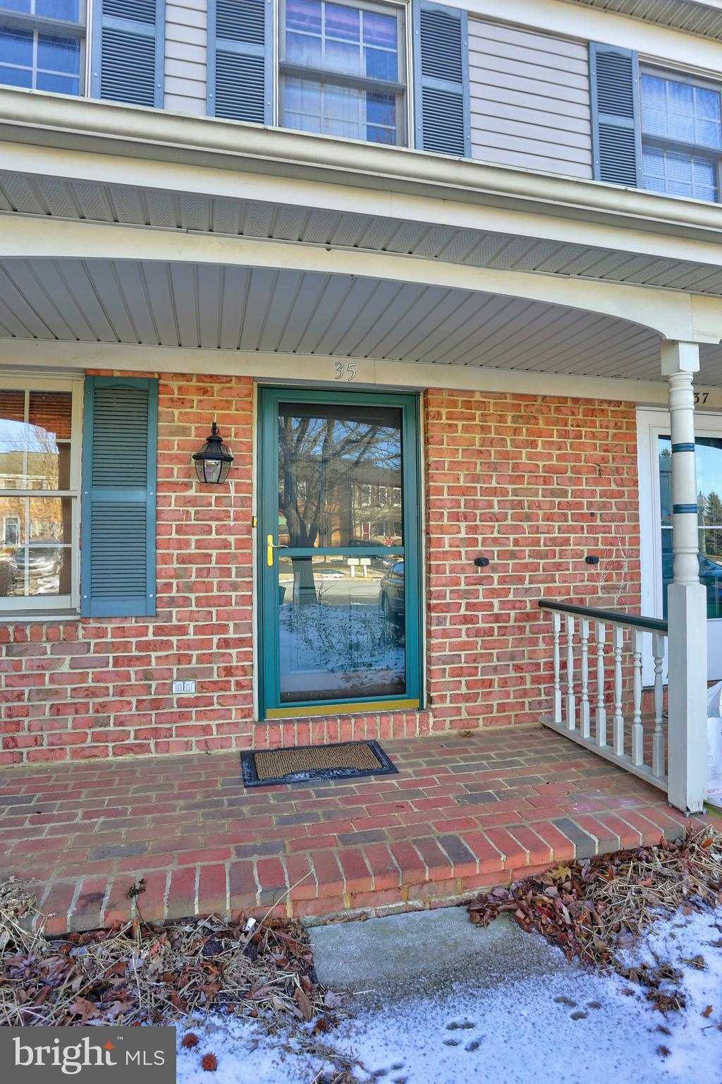 35 Laurie Lane Lititz, PA 17543 - Photo 3 of 29