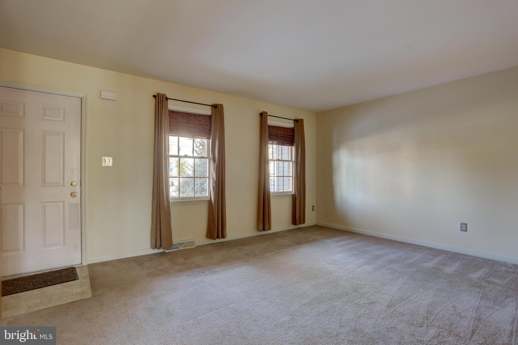 35 Laurie Lane Lititz, PA 17543 - Photo 8 of 29