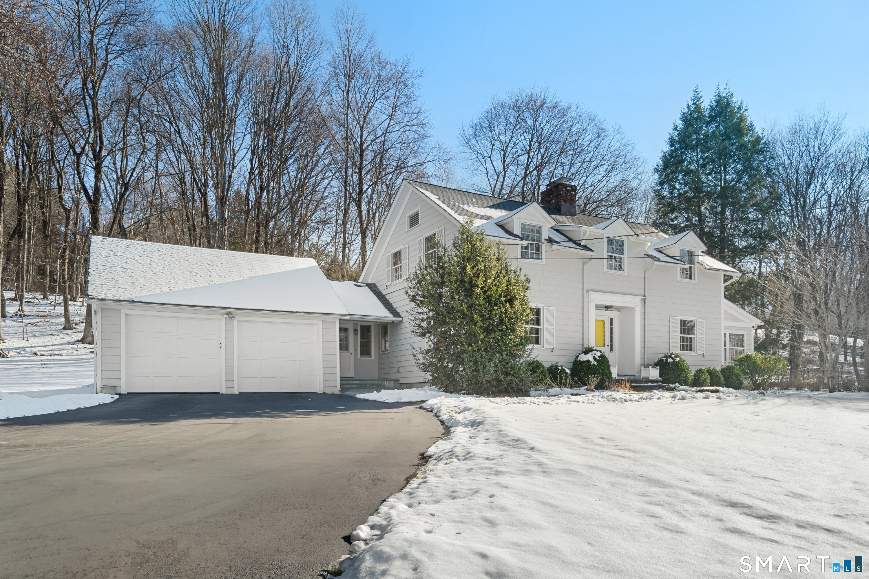111 Lyons Plain Road Weston, CT 06883 - Photo 15 of 25
