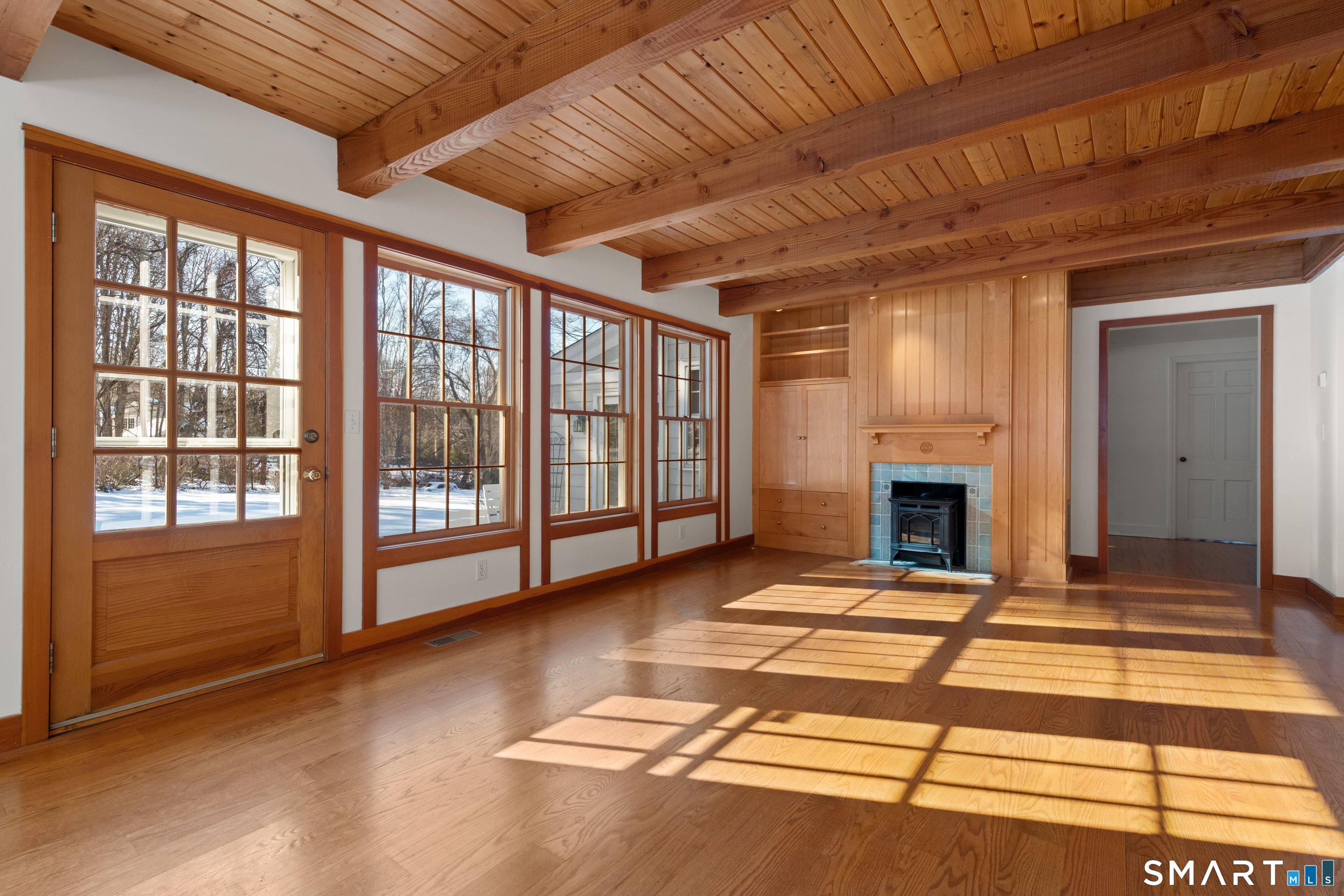 111 Lyons Plain Road Weston, CT 06883 - Photo 3 of 25