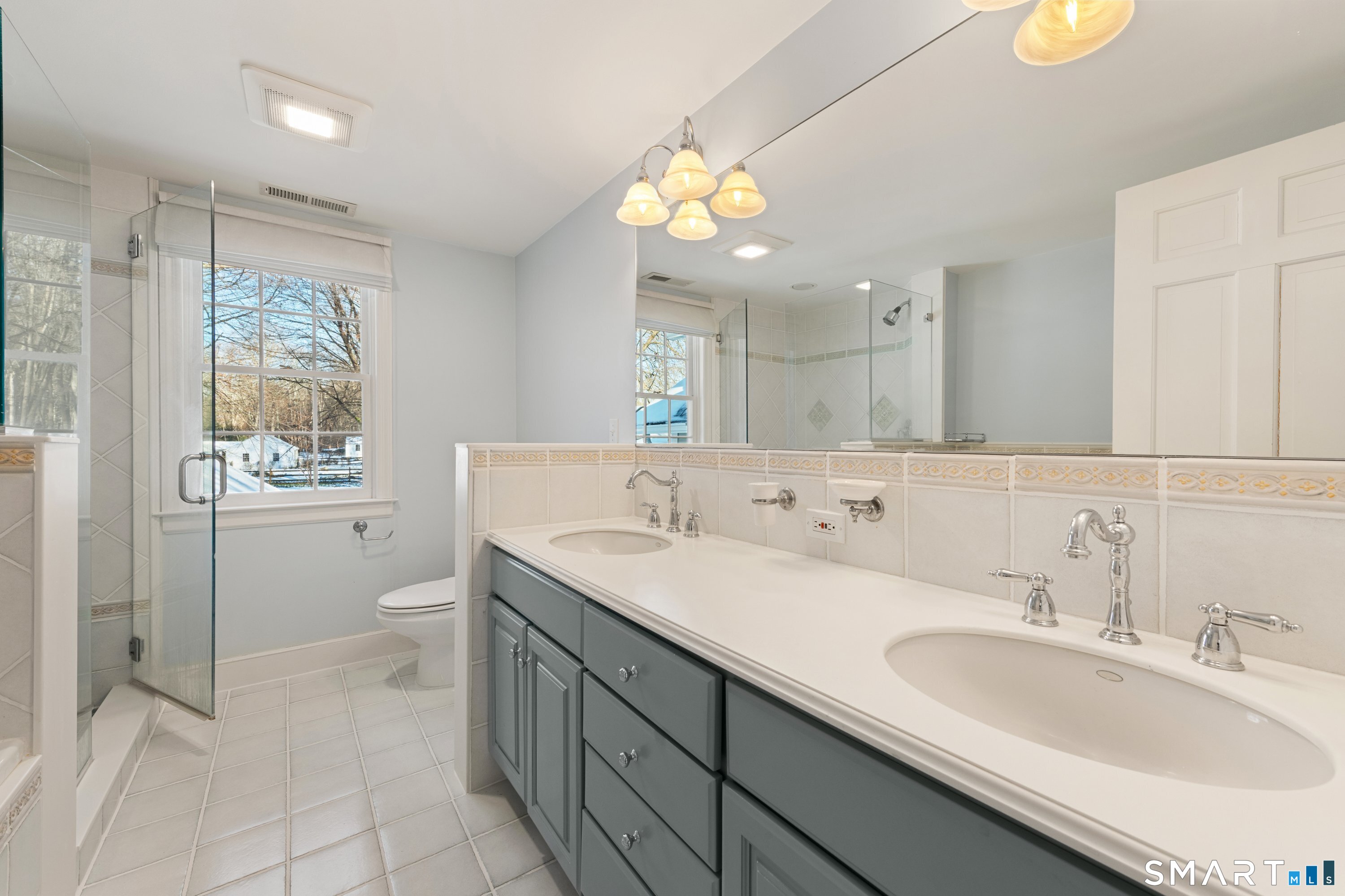 111 Lyons Plain Road Weston, CT 06883 - Photo 8 of 25