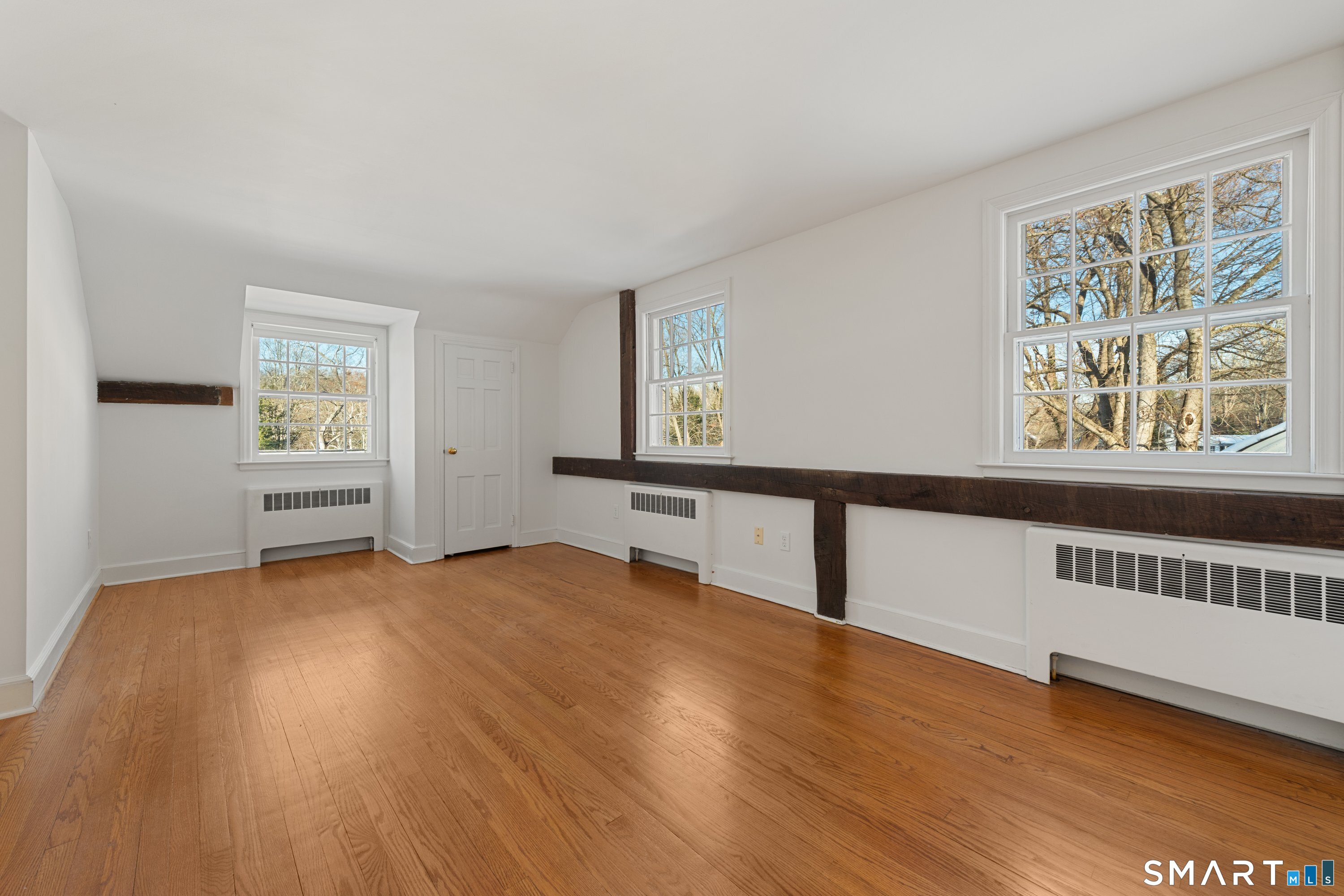 111 Lyons Plain Road Weston, CT 06883 - Photo 10 of 25