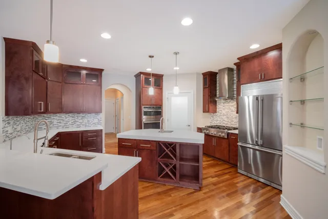 $899,000 | 1348 Stillwater Circle, Mequon, WI 53092