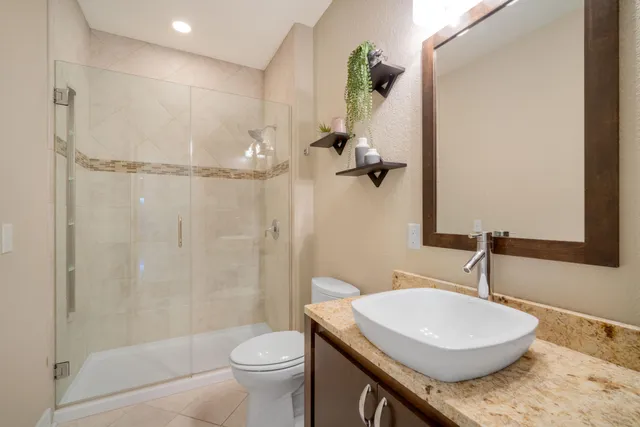 $899,000 | 1348 Stillwater Circle, Mequon, WI 53092