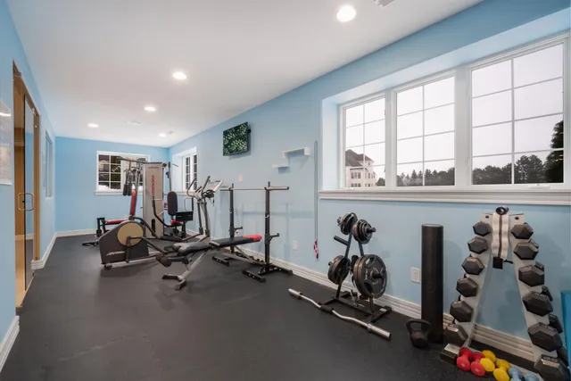 $899,000 | 1348 Stillwater Circle, Mequon, WI 53092