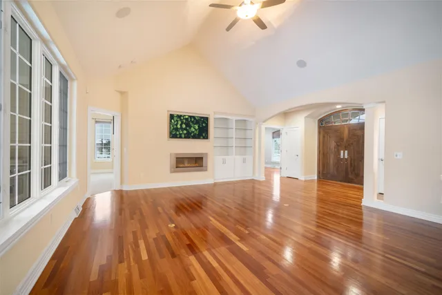 $899,000 | 1348 Stillwater Circle, Mequon, WI 53092