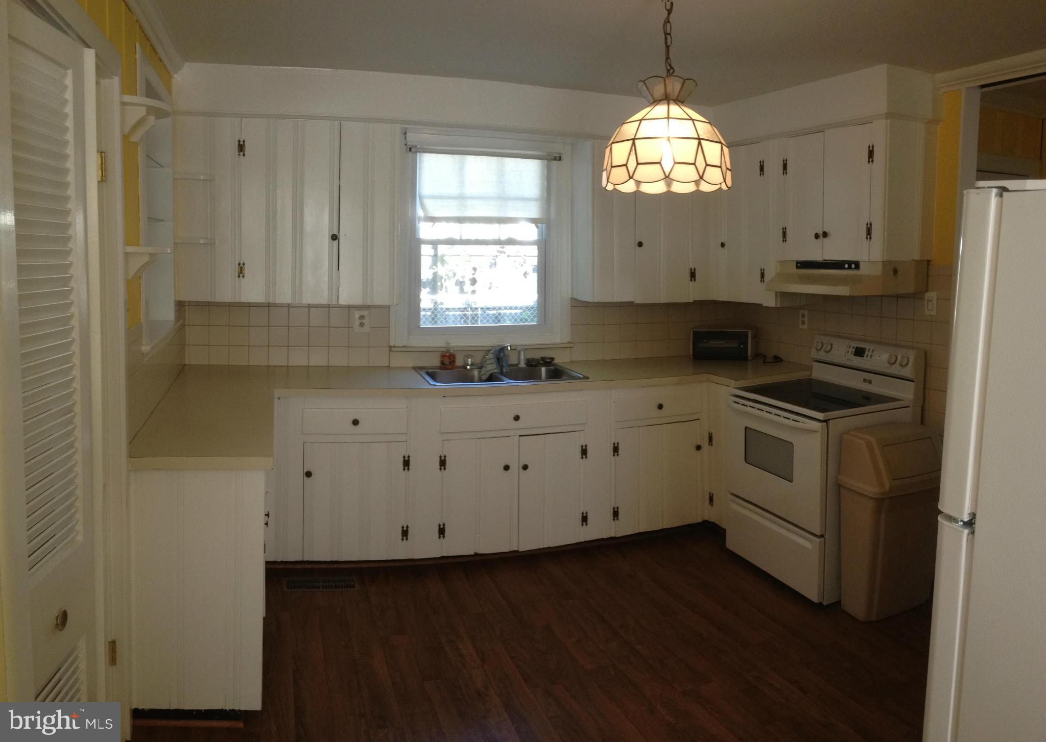 1730 Tacoma Road Edgewater, MD 21037 - Photo 22 of 28 Kitchen