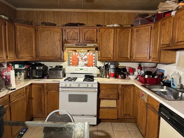 $449,900 | 11 Foster Street, Fall River, MA 02721