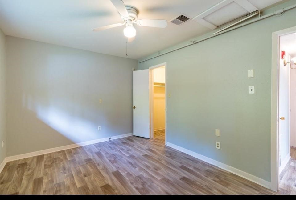 7621 Gleason Road Houston, TX 77016 - Photo 11 of 17