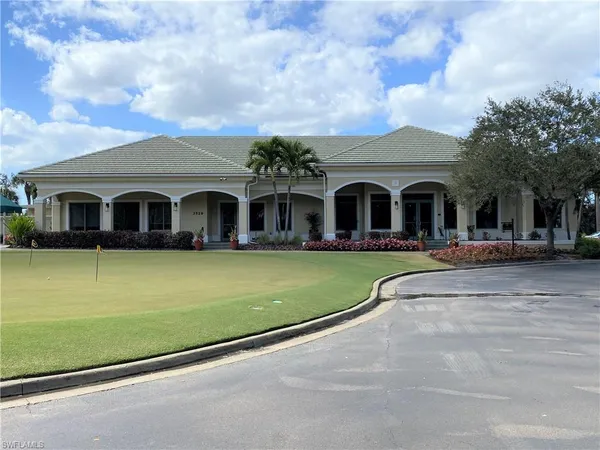 $5,200 | 2720 Cypress Trace Circle, Unit 2928, Naples, FL 34119