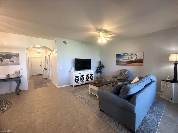 $5,200 | 2720 Cypress Trace Circle, Unit 2928, Naples, FL 34119