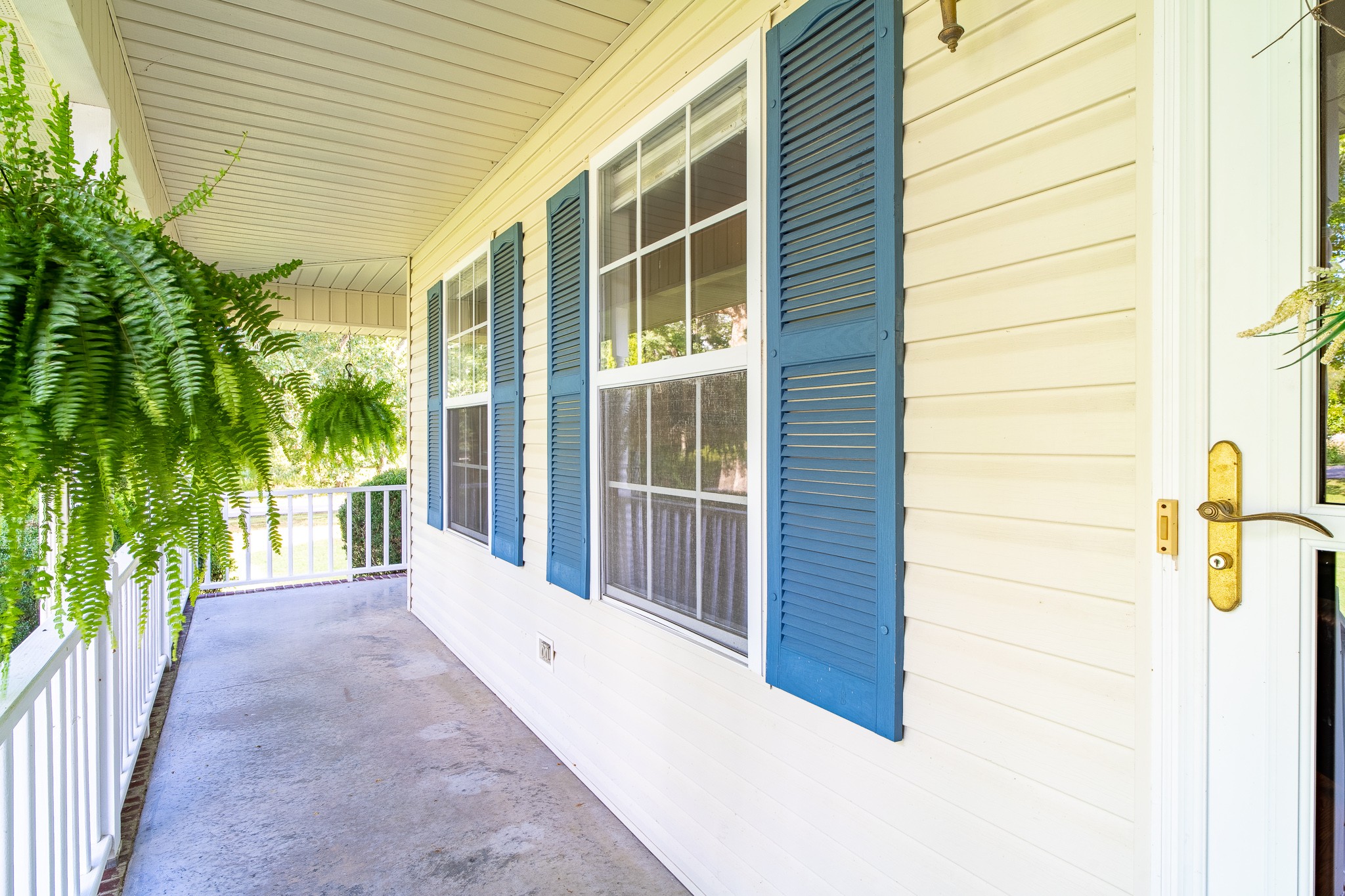 853 Prosser Road Leoma, TN 38468 - Photo 7 of 29 a view of a porch with a door and wooden floor