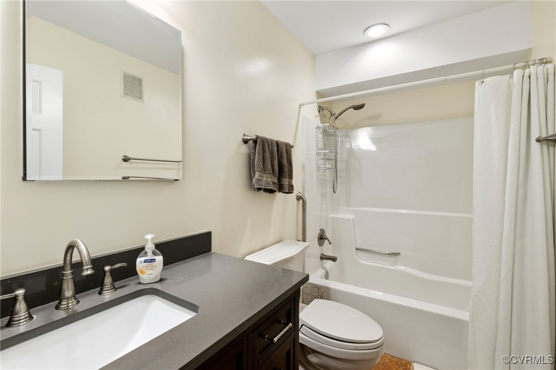 3117 Stony Point Road, Unit B Richmond, VA 23235 - Photo 16 of 29 Gallery Image 16