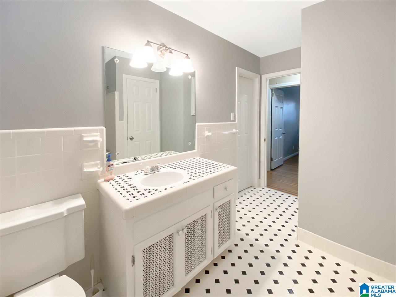 205 Leach Circle Birmingham, AL 35213 - Photo 20 of 37