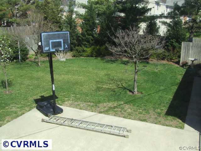 7803 Biscayne Road Richmond, VA 23294 - Photo 9 of 10 Other - backyard