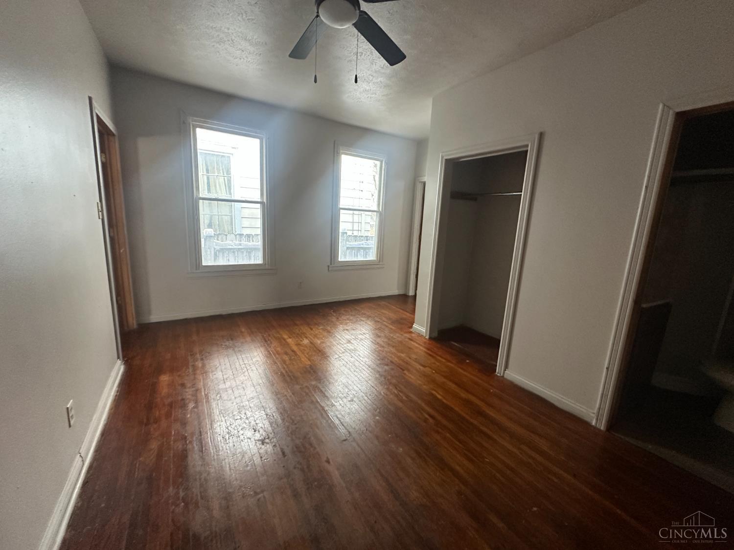 4372 Winton Road Cincinnati, OH 45232 - Photo 15 of 29 Gallery Image 15