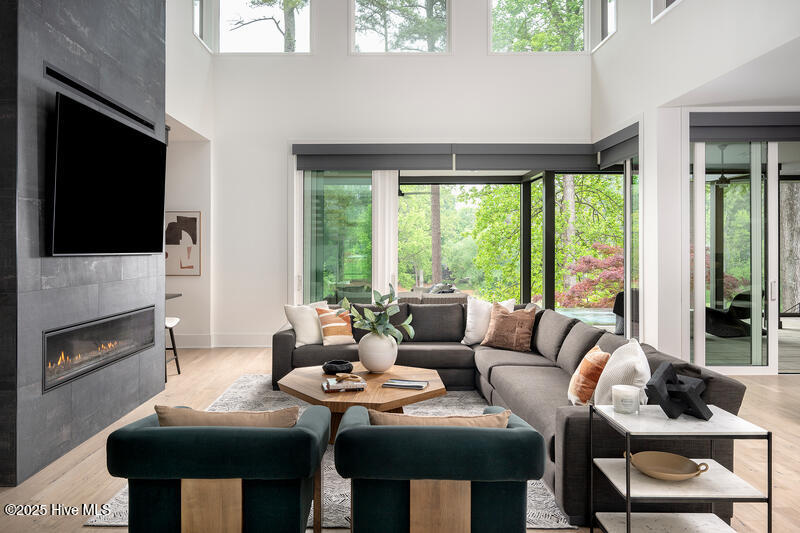 521 Airlie Road, Unit VALAND PLAN Wilmington, NC 28403 - Photo 10 of 33 Valand Great Room