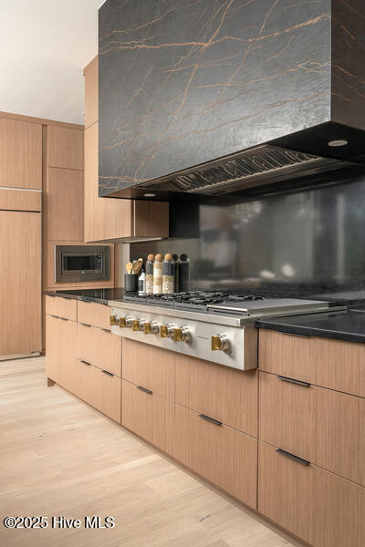 521 Airlie Road, Unit VALAND PLAN Wilmington, NC 28403 - Photo 12 of 33 Valand Kitchen