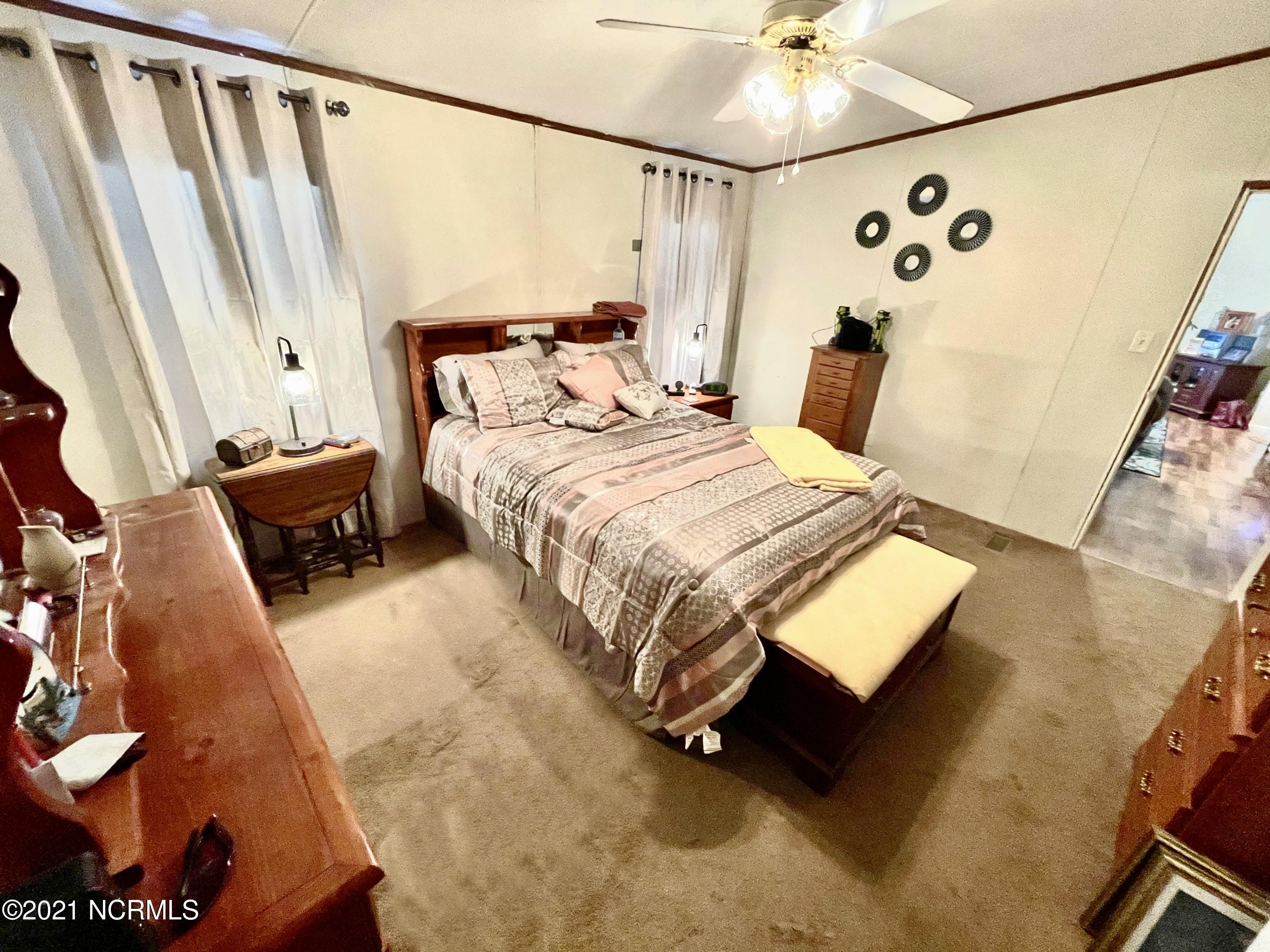 1661 Lake Road Willard, NC 28478 - Photo 13 of 32 File_008