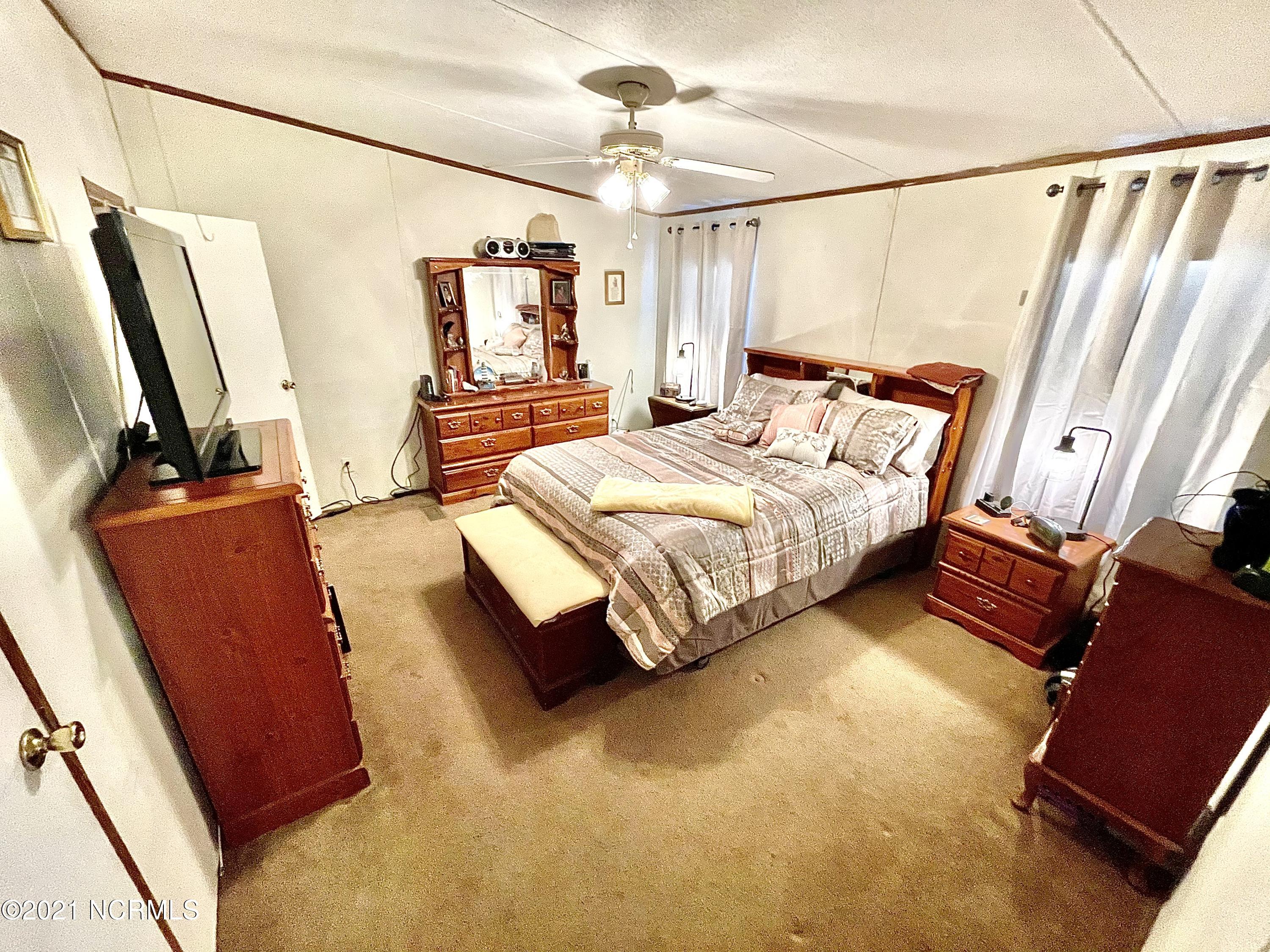 1661 Lake Road Willard, NC 28478 - Photo 14 of 32 File_009