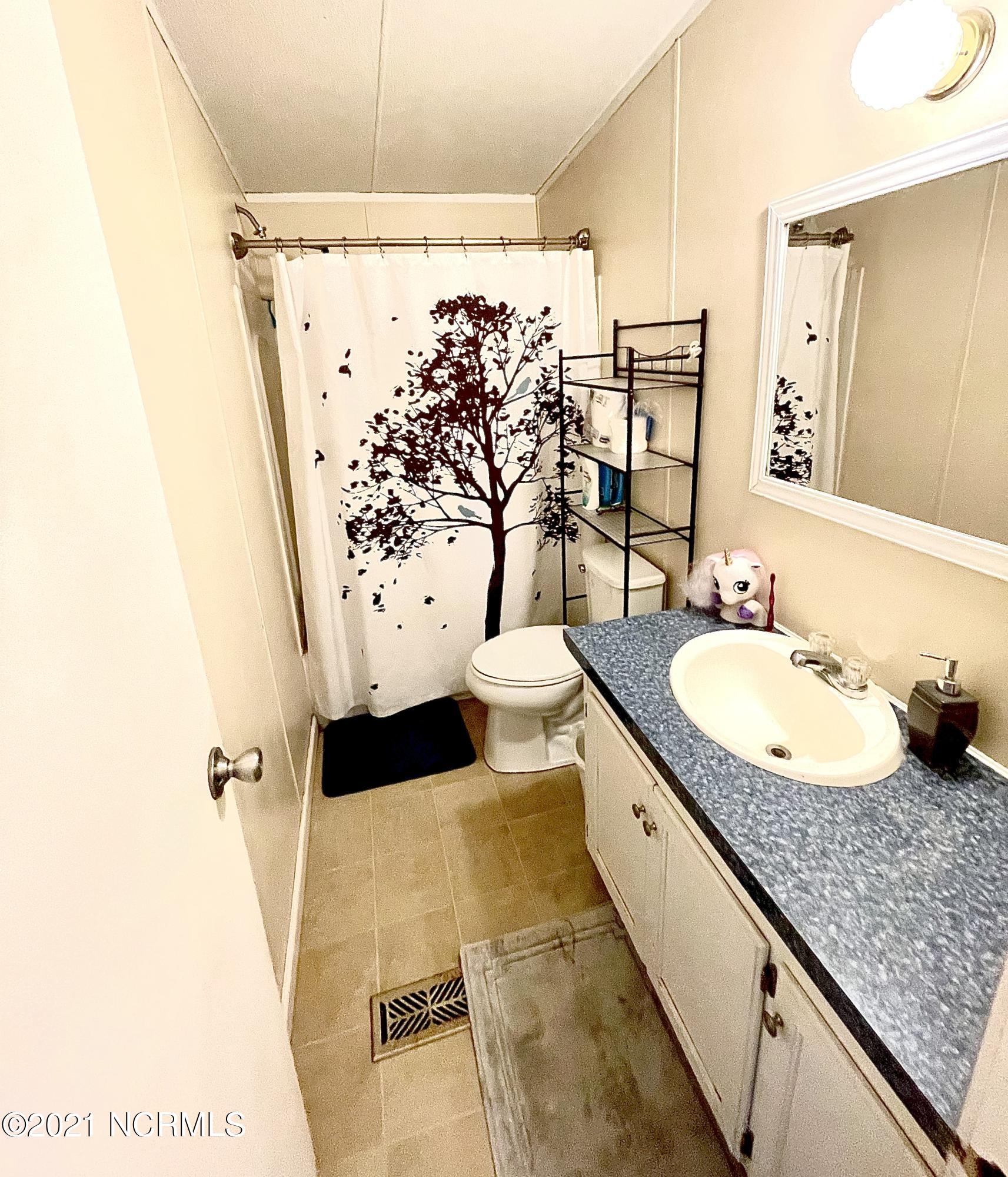 1661 Lake Road Willard, NC 28478 - Photo 20 of 32 File_015
