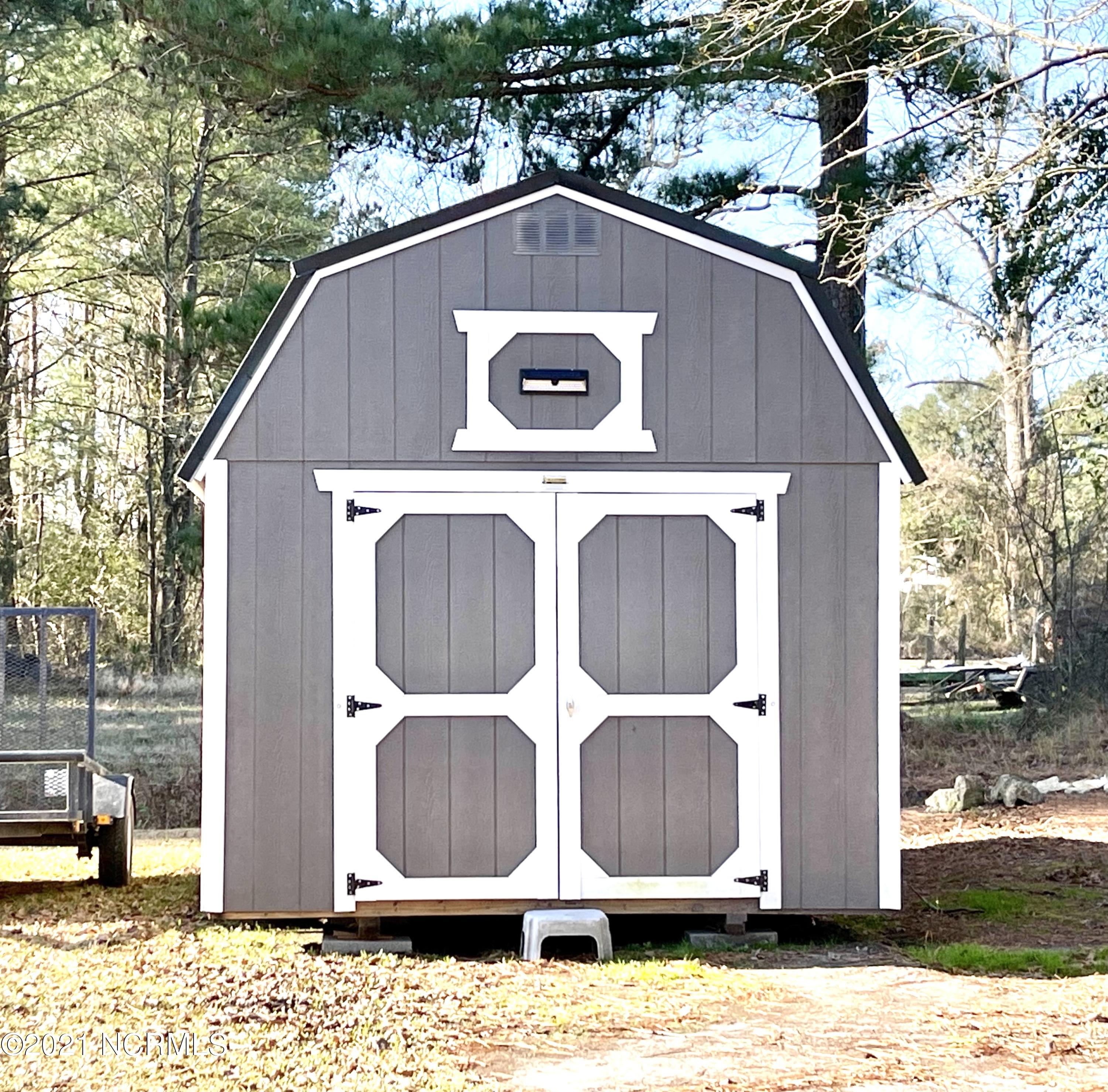 1661 Lake Road Willard, NC 28478 - Photo 28 of 32 File_027