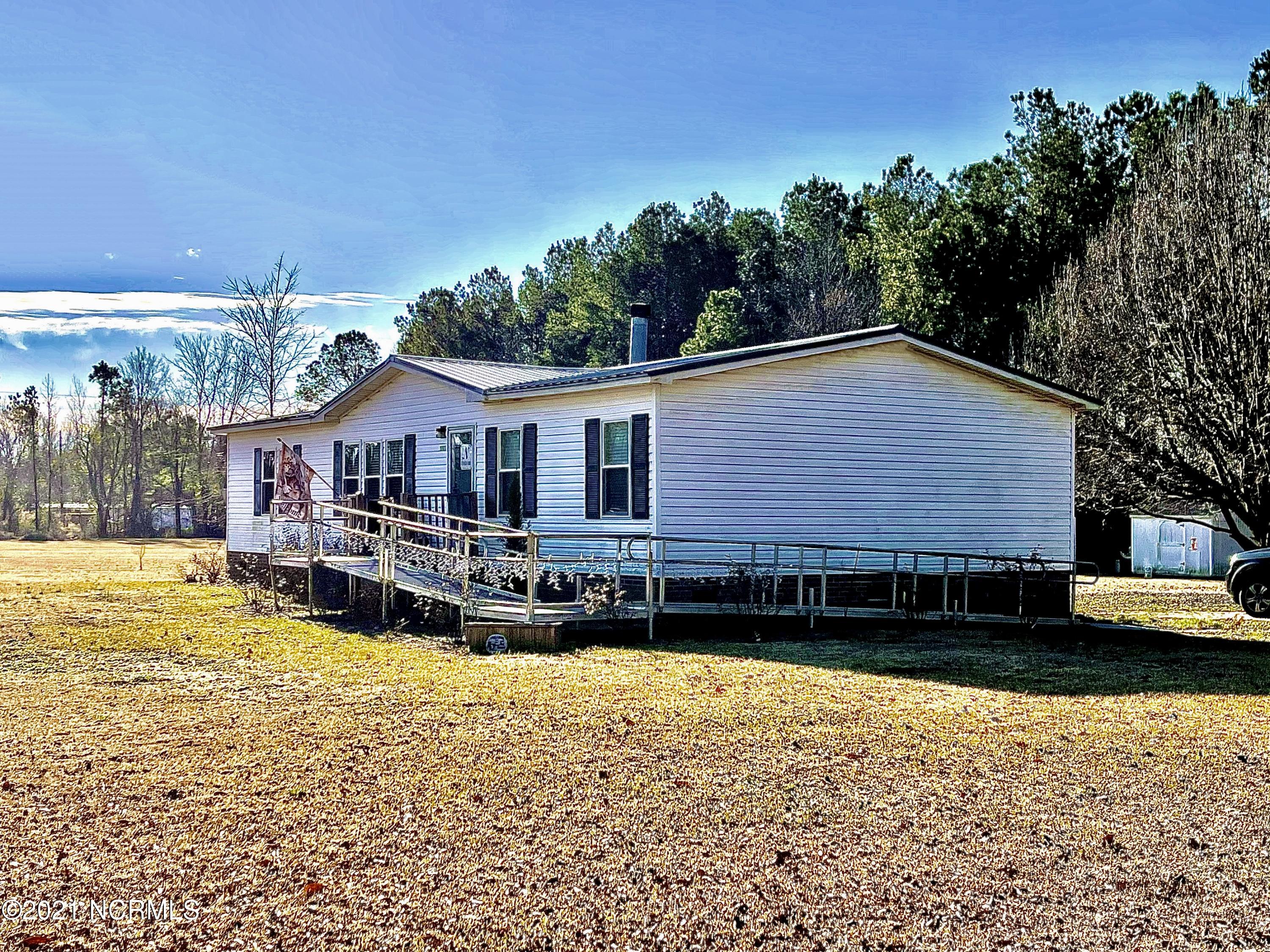 1661 Lake Road Willard, NC 28478 - Photo 3 of 32 File_024
