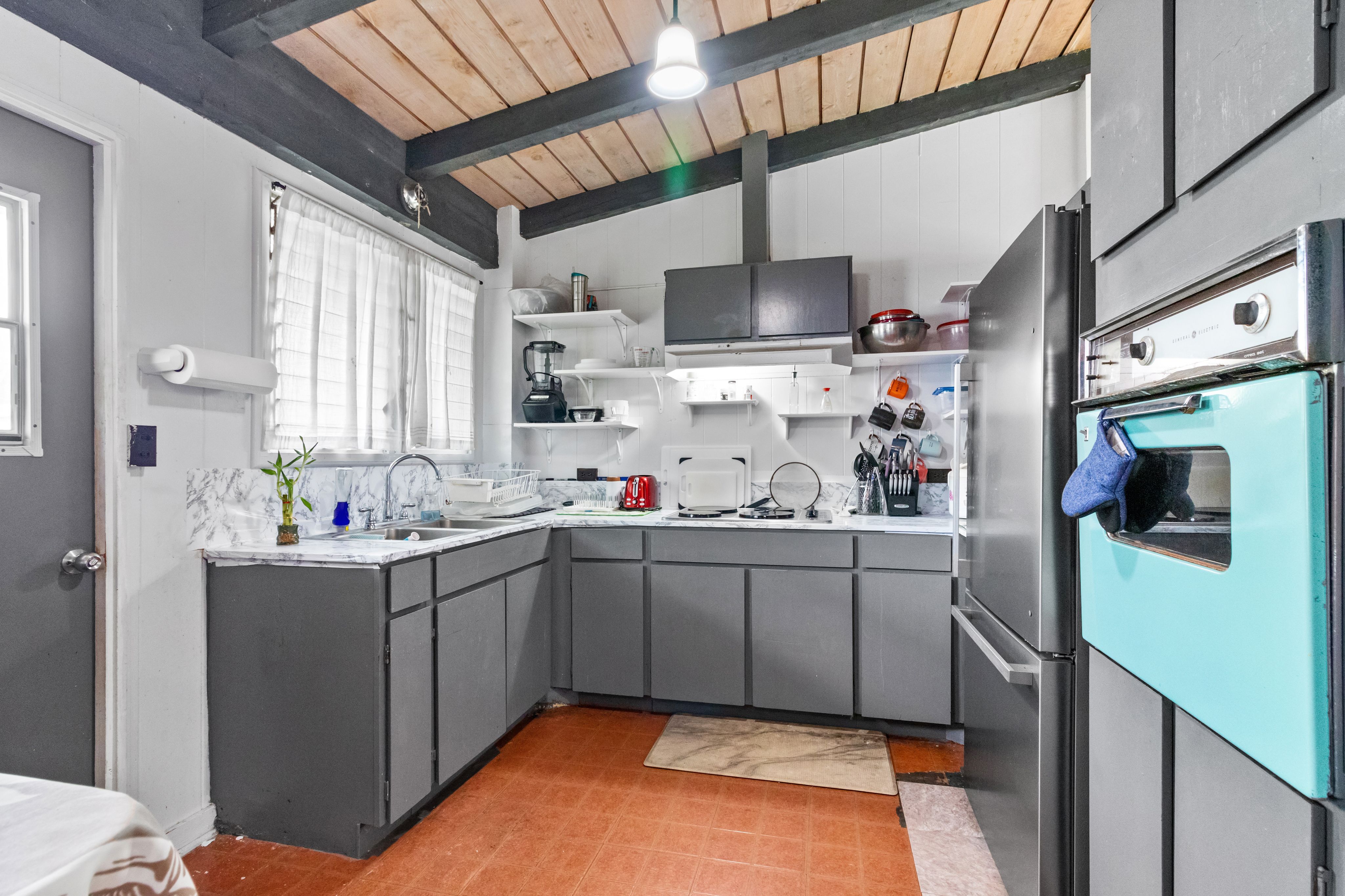 45-532 Mahinui Road Kaneohe, HI 96744 - Photo 5 of 12 Gallery Image 5