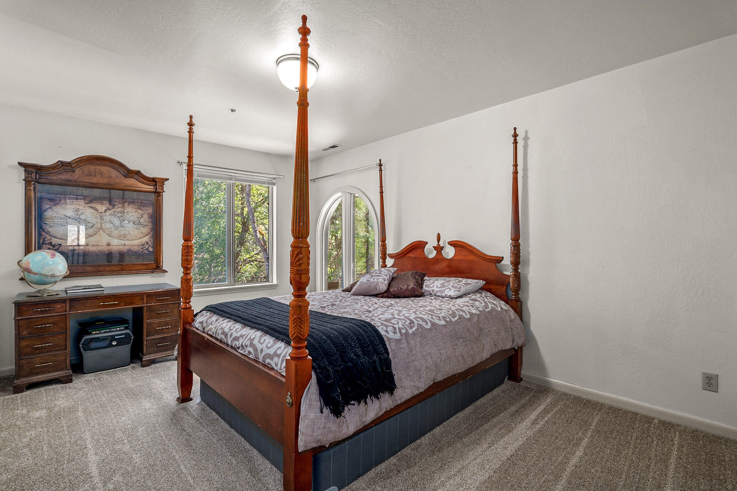 2906 Winona Road Grants Pass, OR 97526 - Photo 33 of 70 31