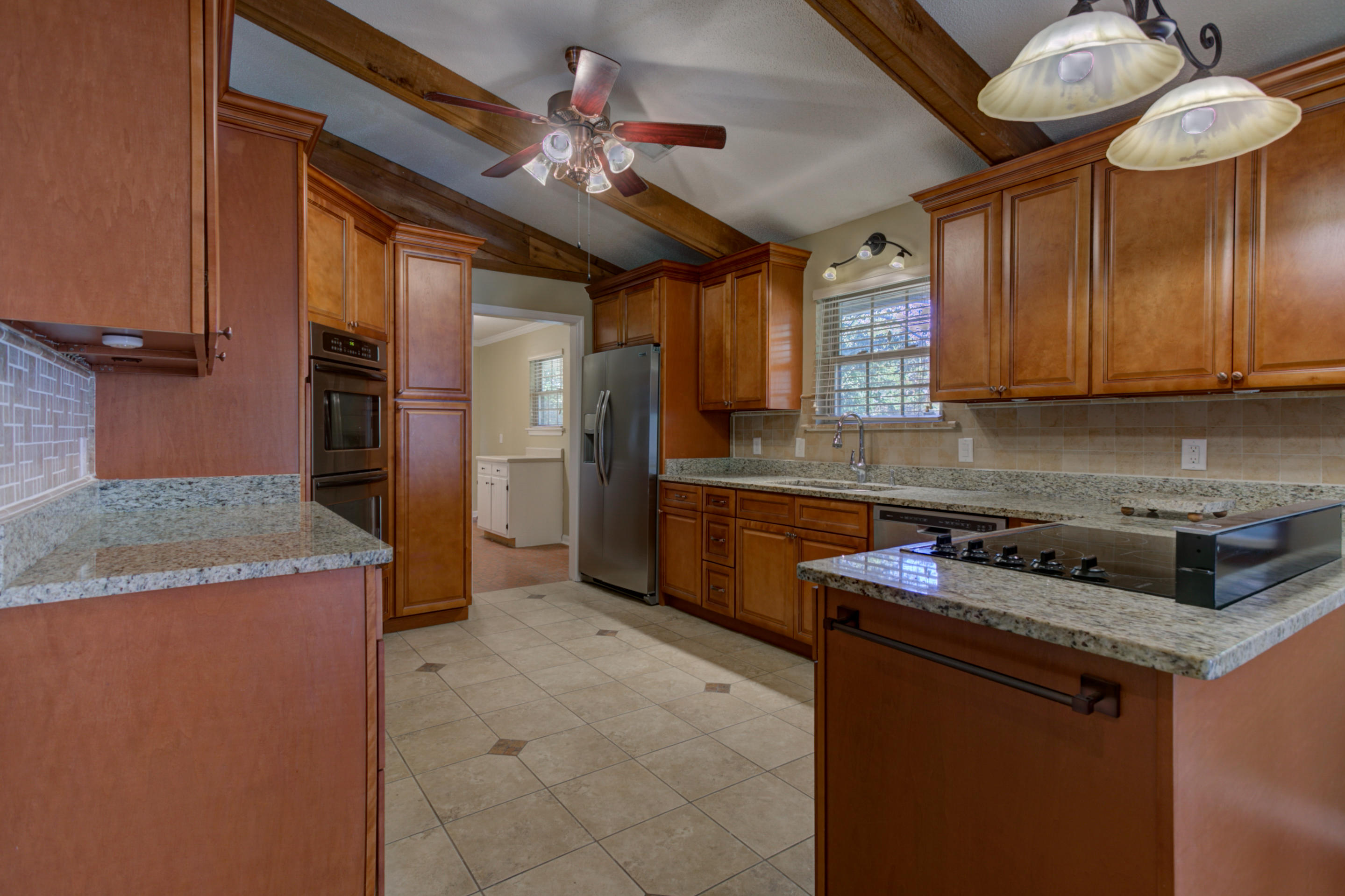 4860 Lone Hill Road Chattanooga, TN 37416 - Photo 3 of 27 Kitchen