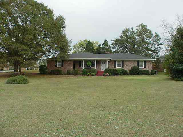 511 Drayton Circle Anderson, SC 29621 - Photo 1 of 1